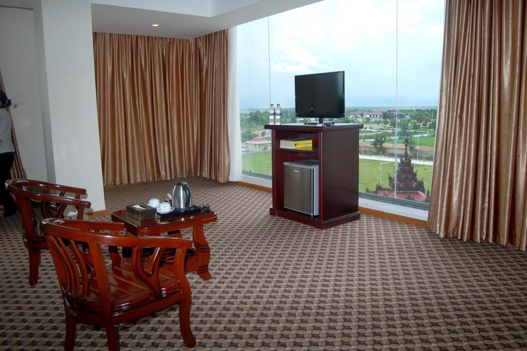 Man Myanmar Hotel Naypyidaw المظهر الخارجي الصورة